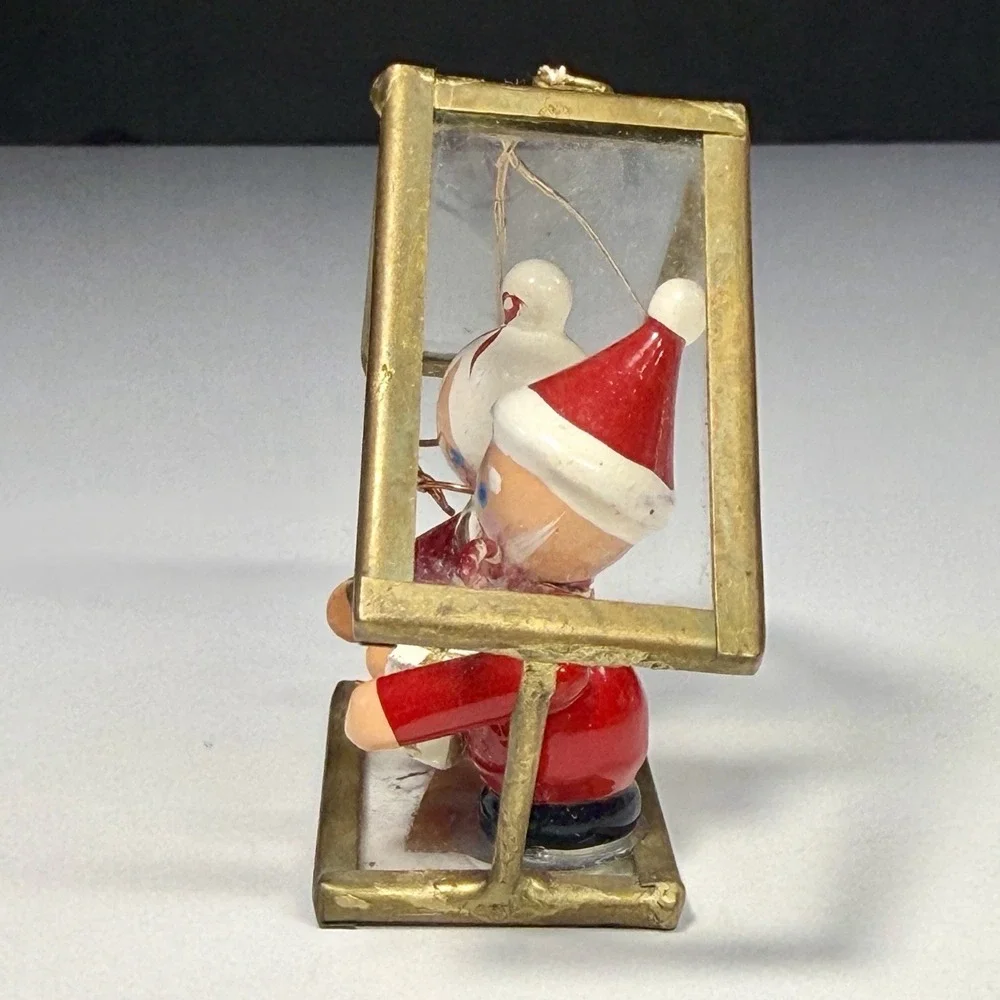 VTG INARCO Christmas Ornament Mr & Mrs Claus Glass Diorama House Taiwan R.O.C